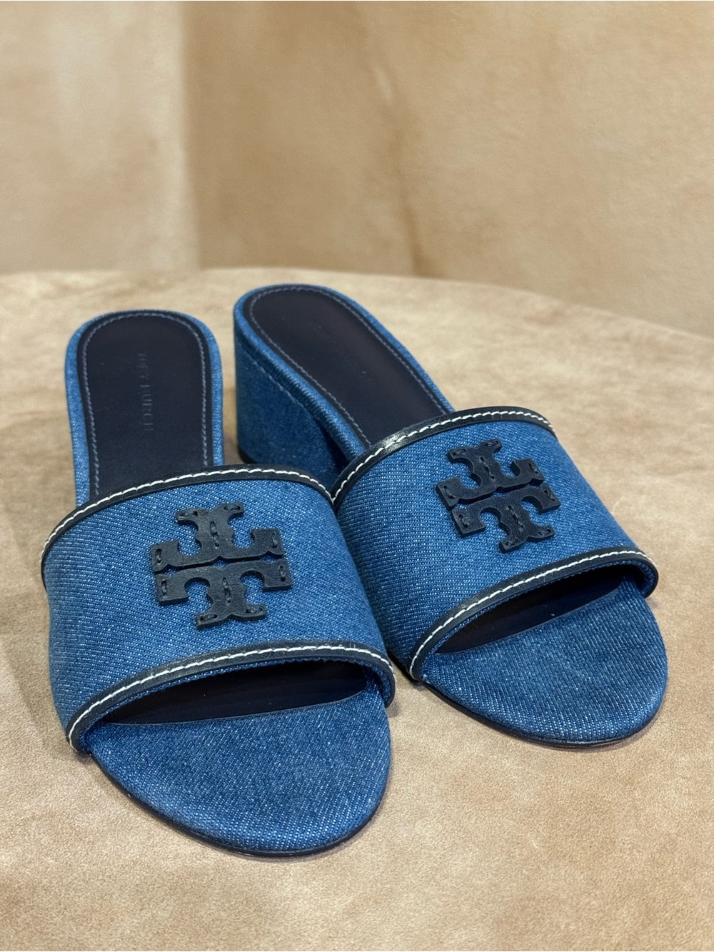 Tory Burch
Everly Block Heel Denim Sandal - Picture 5 of 10